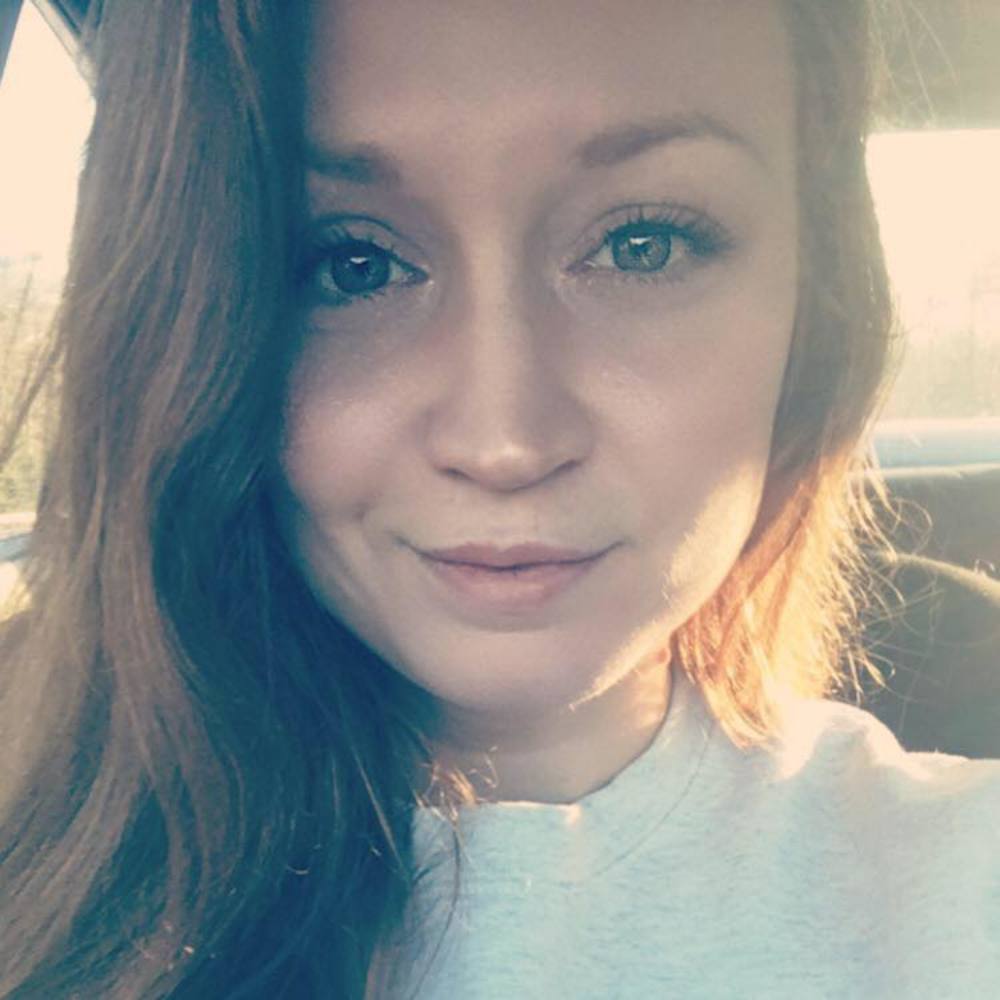 Meet your Posher, Angela